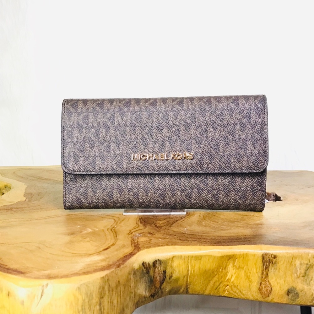 Michael Kors Jet Set Large Trifold Wallet